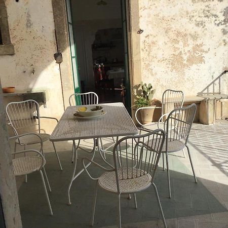 Residenza Storica Parco Lanoce Poggiardo Exterior foto