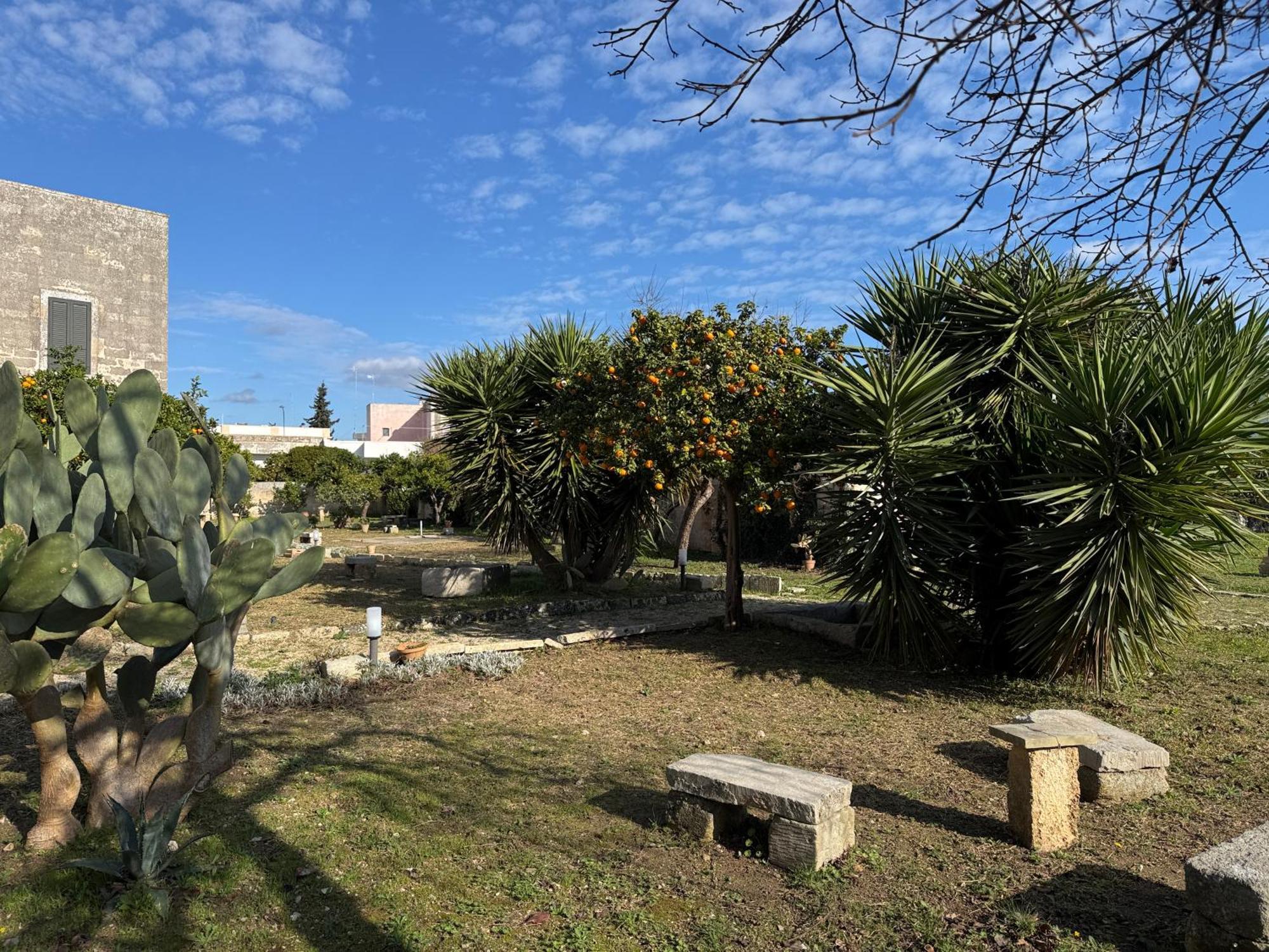Residenza Storica Parco Lanoce Poggiardo Exterior foto
